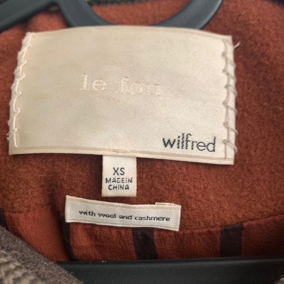 Aritzia autumn hunter jacket - Picture 2 of 2